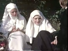Perverse Nonnen werden heftig geknallt