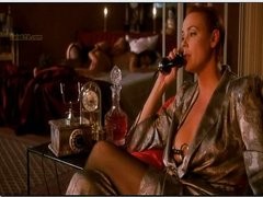 Schauspielerin Brigitte Nielesen - Erotische Szenen aus dem Film "Chained Heat"